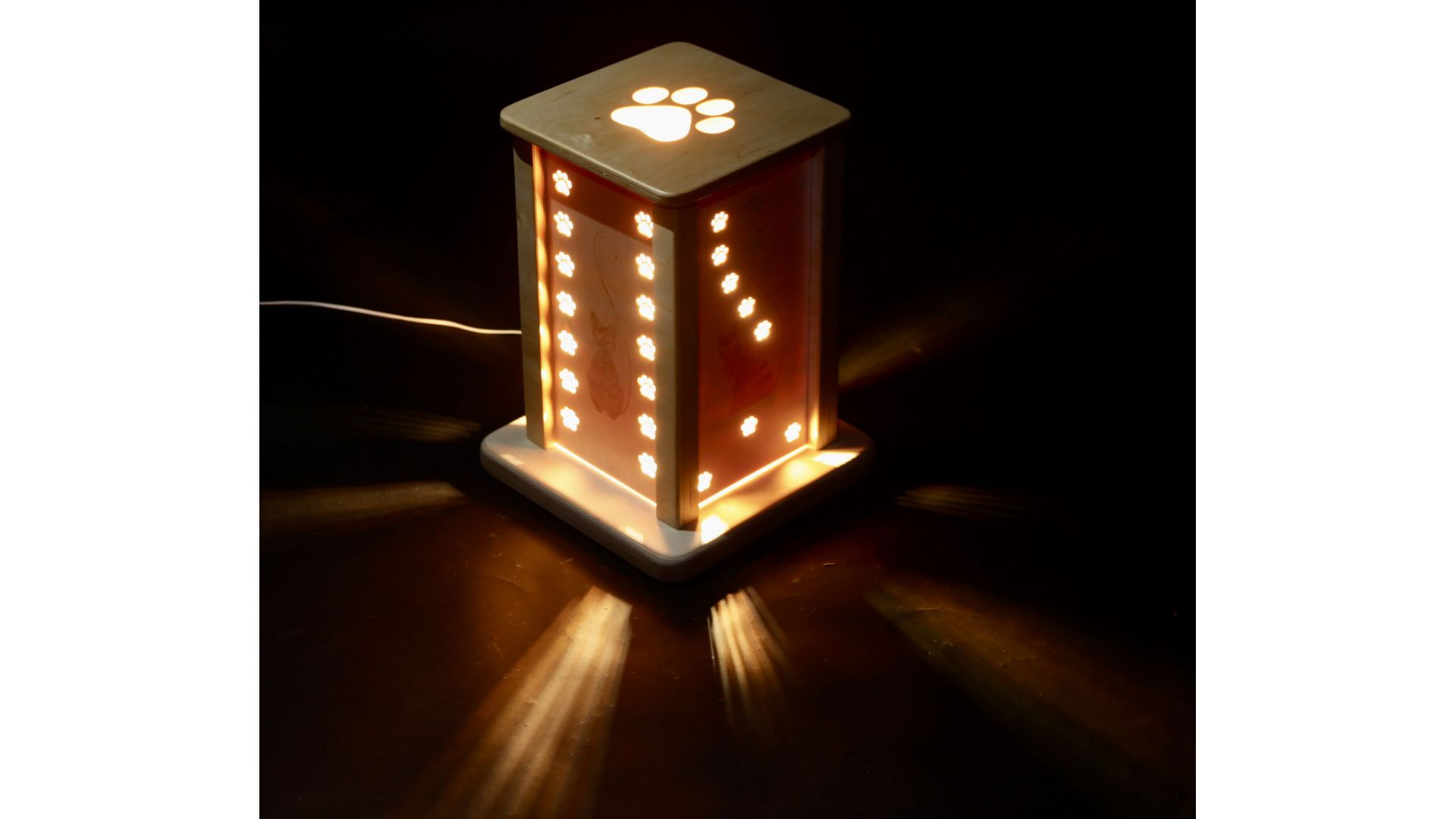 Střední lampa – model 1